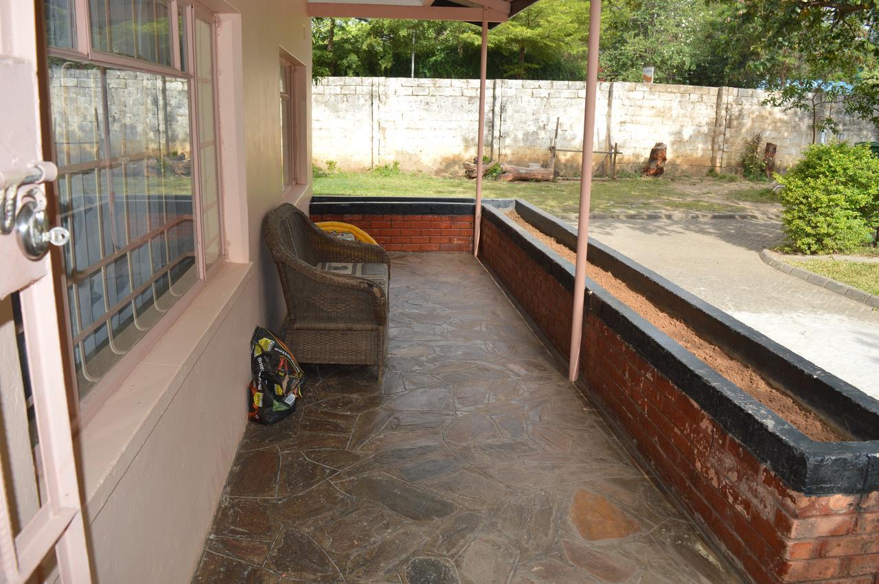 Kasuda House - Rent The Entire House Hotel Lusaka Exterior foto